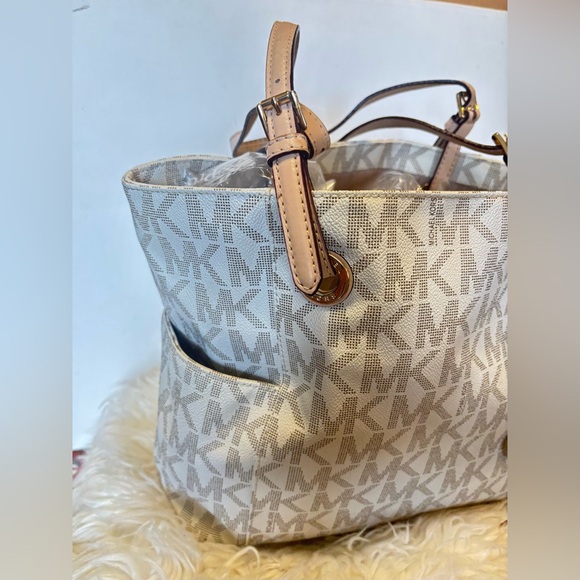 Michael kors white signature coated canvas and leather jet set tote - Picture 6 of 15